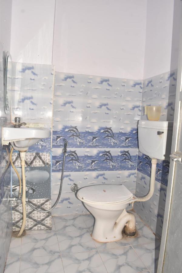 Отель Om Rest House Варанаси Экстерьер фото